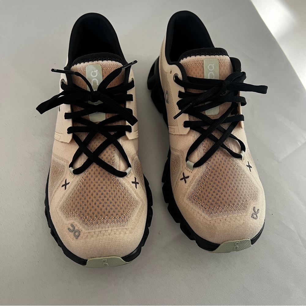 On Cloud X Sneakers Light Pink Black Laces Women’s 8.5 - Picture 3 of 9